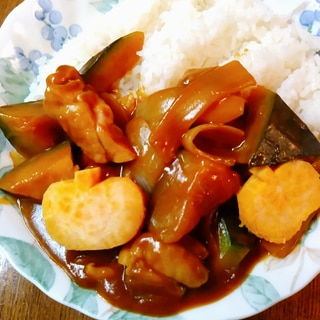 南瓜と薩摩芋とチキンのハロウィンカレー